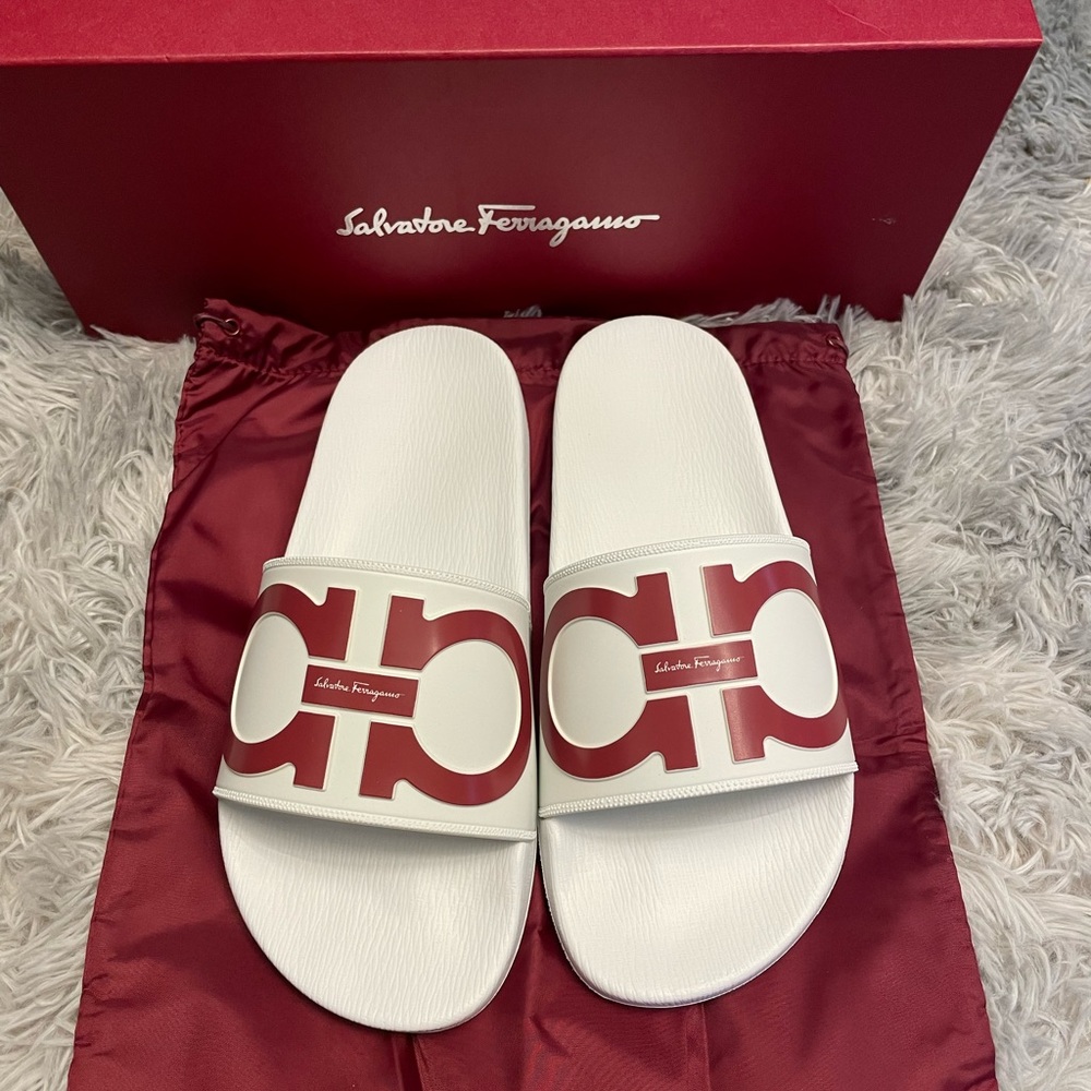 Salvatore Ferragamo Men’s Groove 2 Gancini Pool Slide Sandals Size US 6M